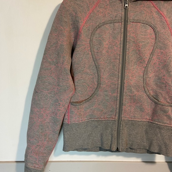 Retro Lululemon Scuba Hoodie - Picture 4 of 9